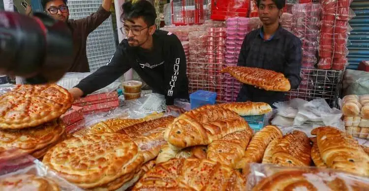 শবে বরাত ঐতিহ্য ধরে রাখা পুরান ঢাকার নকশা রুটি