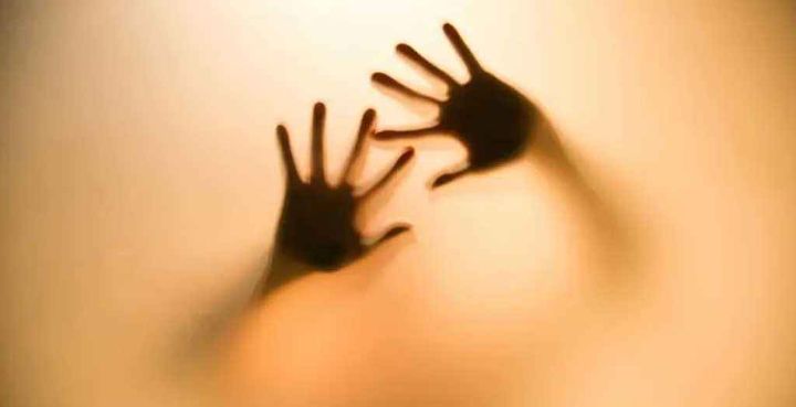 রংপুরে কিশোরীকে ভূতের রুমে নিয়ে ধর্ষণ,