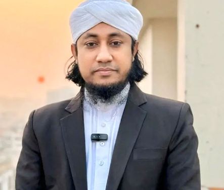 ধরা পড়ার আগে রোমান্টিক ধরা পড়লে কয় বউ তাহেরী,