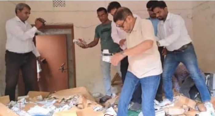 বাগেরহাটের মোরেলগঞ্জ উপজেলা স্বাস্থ্য কমপ্লেক্সে