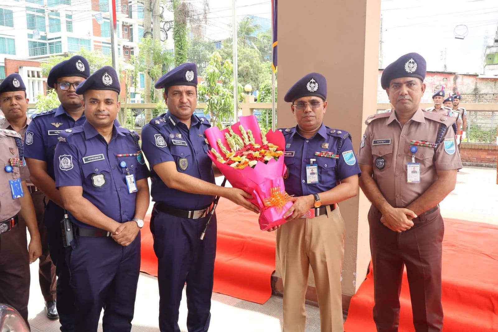গোপালগঞ্জে পুলিশ সুপারের কার্যালয়, সদর কোর্ট ও টুঙ্গিপাড়া থানা পরিদর্শন অ্যাডিশনাল ডিআইজির,