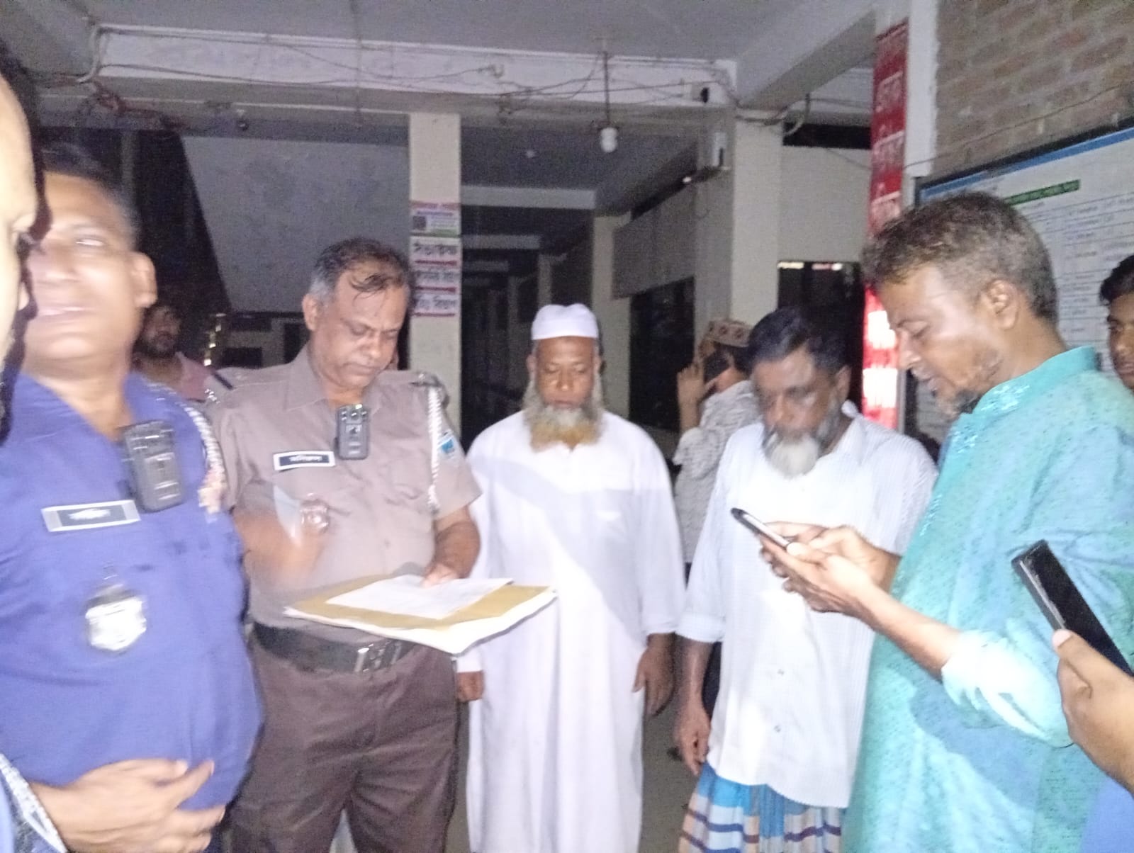 শাহরাস্তিতে চিকিৎসকের অবহেলায় রোগী মৃত্যুর অভিযোগ,