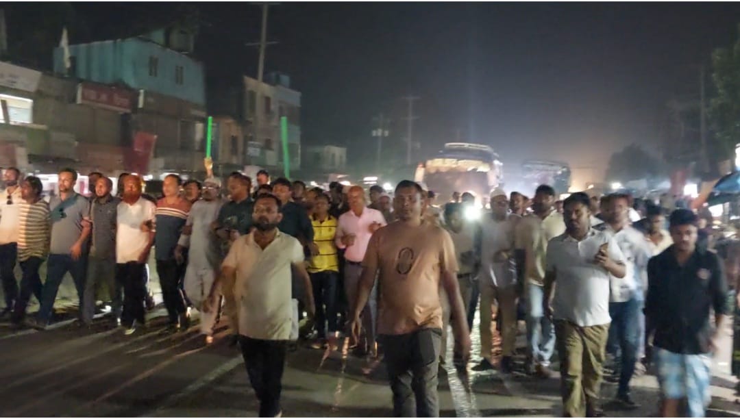নরসিংদী রায়পুরা মরজাল ইউনিয় পরিকল্পিত সন্ত্রাসের প্রতিবাদে বিএনপির বিক্ষোভ মিছিল,