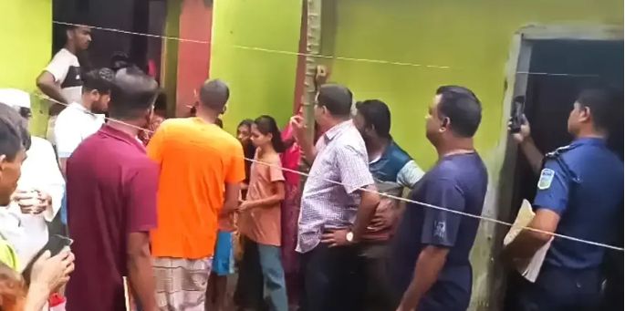 ময়মনসিংহ মদনে বাবাকে কুপিয়ে হত্যা, ছেলে আটক