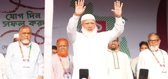 জুলাই গণহত্যার বিচার এবং বিদ্যুৎ, তেল, গ্যাস ও সারের সংকট নিরসনসহ বিভিন্ন দাবিতে ১১ দলীয়